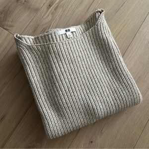 Uniqlo Beige Ribbed Knit Sweater